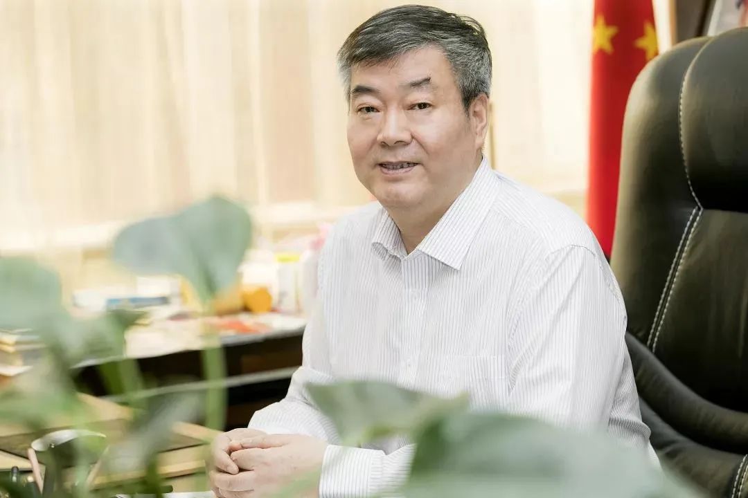 新闻 | 陕西三八妇乐科技集团董事长袁晓峰当选中国生殖健康产业协会副会长