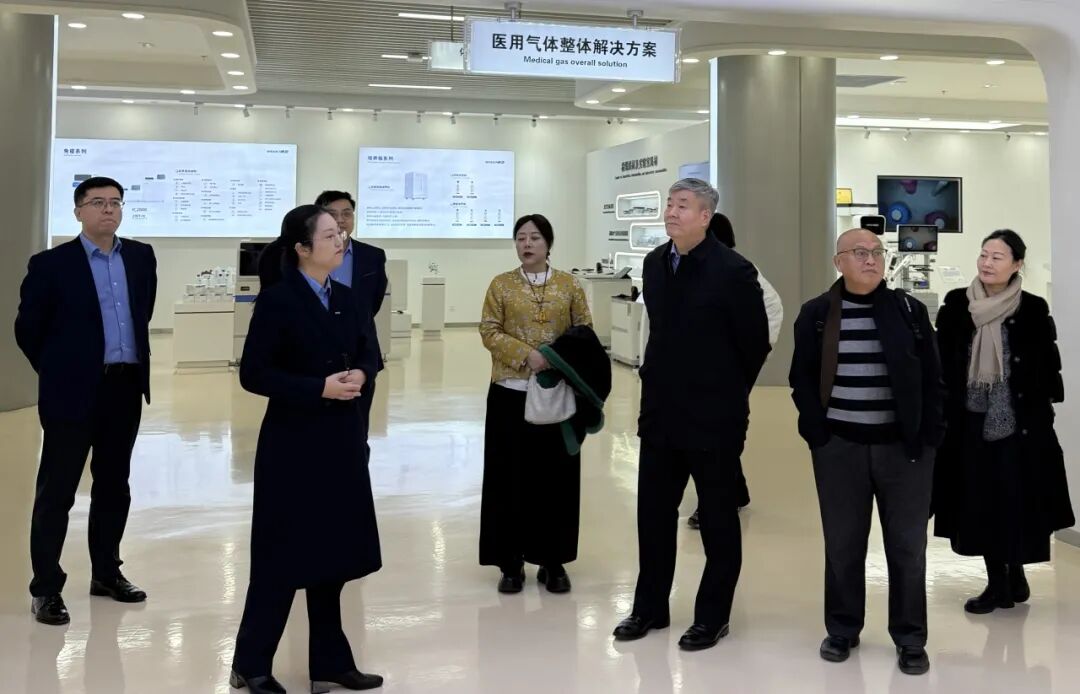 三八妇乐袁晓峰参访山东威高集团